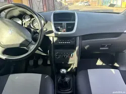 Utilizat 2006 Peugeot 207 Hatchback | 2.600 EUR (Preț OK)