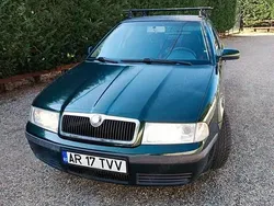 Utilizat 2002 Skoda Octavia Hatchback | 3.900 EUR