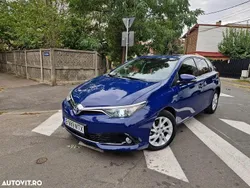 Culoarealbastru Utilizat 2018 Toyota Auris Hatchback | 14.990 EUR