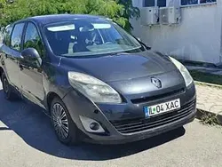 Gri Utilizat 2011 Renault Grand Scénic III Monovolum | 4.000 EUR (Preț OK)