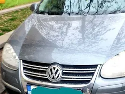 Utilizat 2009 VW Jetta Berlinǎ | 3.000 EUR (Super Preț)