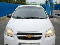 Culoarealb Utilizat 2011 Chevrolet Aveo Berlinǎ | 2.100 EUR