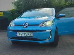 Culoarealbastru Utilizat 2020 VW e-up! Hatchback | 11.147 EUR (Puțin scump)