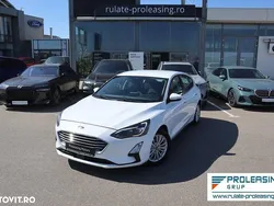 Alb Utilizat 2019 Ford Focus Hatchback | 12.100 EUR (Puțin scump)