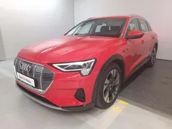 Portocaliu deschis metalic Utilizat 2020 Audi e-tron SUV | 42.790 EUR