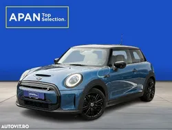 Albastru Utilizat 2021 Mini Cooper Classic Hatchback | 19.900 EUR