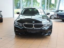 Utilizat 2021 BMW 318 Advantage Break | 21.922 EUR (Puțin scump)