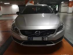 Gri Utilizat 2017 Volvo V60 CC Break | 10.000 EUR