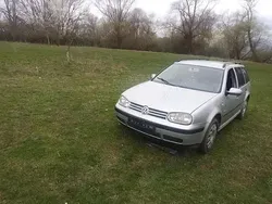 Utilizat 2001 VW Golf IV | 600 EUR (Preț bun)