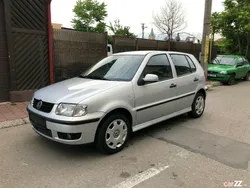 Argintiu Utilizat 2000 VW Polo Berlinǎ | 1.750 EUR