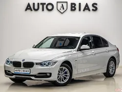 Alb Utilizat 2013 BMW 318 Sport Line Berlinǎ | 12.450 EUR