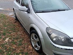 Utilizat 2005 Opel Astra Berlinǎ | 1.100 EUR (Preț bun)
