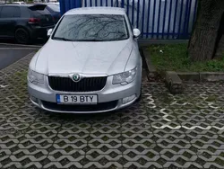 Utilizat 2009 Skoda Superb Hatchback | 4.000 EUR (Preț bun)