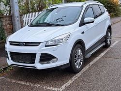 Alb Utilizat 2014 Ford Kuga SUV | 8.500 EUR (Preț OK)