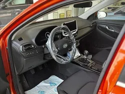 Portocaliu Nouă 2024 Hyundai i30 Hatchback | 19.890 EUR (Preț OK)