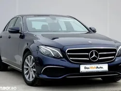Albastru Utilizat 2019 Mercedes E220 Avantgarde Berlinǎ | 30.800 EUR (Scump)