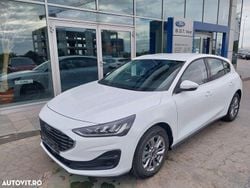 Culoarealb Nouă 2025 Ford Focus Titanium Hatchback | 24.199 EUR