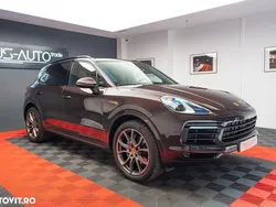 Culoaremaro Utilizat 2018 Porsche Cayenne SUV | 54.498 EUR (Preț bun)