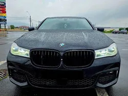 Culoarenegru Utilizat 2018 BMW 740L Sport Line Berlinǎ | 24.999 EUR