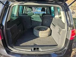 Utilizat 2011 VW Sharan Monovolum | 4.500 EUR (Super Preț)