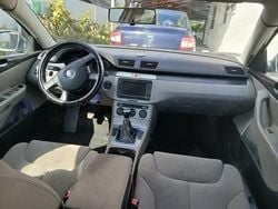 Utilizat 2006 VW Passat Berlinǎ | 2.500 EUR (Preț OK)