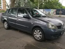 Utilizat 2007 Renault Clio II Berlinǎ | 1.500 EUR