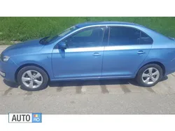 Albastru marin Utilizat 2015 Skoda Rapid Berlinǎ | 9.000 EUR (Preț OK)