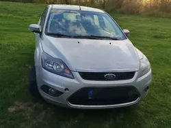 Utilizat 2010 Ford Focus Titanium Hatchback | 3.900 EUR (Puțin scump)