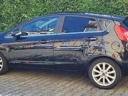 Culoarenegru Utilizat 2017 Ford Fiesta Titanium Hatchback | 9.950 EUR (Puțin scump)