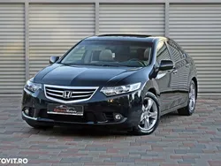 Culoarenegru Utilizat 2012 Honda Accord Executive Berlinǎ | 6.490 EUR (Puțin scump)