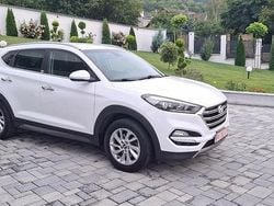 Culoarealb Utilizat 2016 Hyundai Tucson Intro Edition SUV | 10.650 EUR (Preț bun)