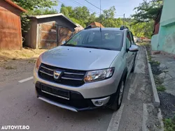 Gri Utilizat 2014 Dacia Sandero Stepway Hatchback | 4.950 EUR (Preț OK)