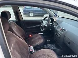 Utilizat 2005 Skoda Fabia Break | 1.000 EUR (Preț bun)