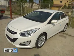 Alb Utilizat 2013 Hyundai i40 Berlinǎ | 15.500 EUR