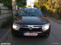 Culoarenegru Utilizat 2013 Dacia Duster Lauréate SUV | 7.000 EUR (Super Preț)
