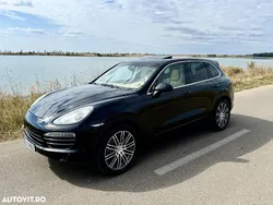 Culoarenegru Utilizat 2011 Porsche Cayenne SUV | 16.800 EUR