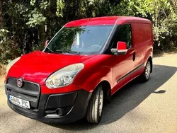 Rosu Utilizat 2014 Fiat Doblò Monovolum | 5.000 EUR (Preț OK)