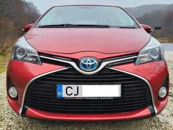 Culoarerosu Utilizat 2015 Toyota Yaris Hybrid Luna | 9.755 EUR (Preț OK)