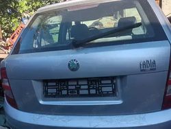 Utilizat 2002 Skoda Fabia Hatchback | 1.000 EUR (Preț bun)