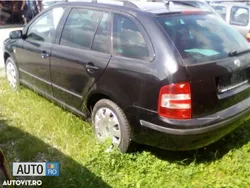 Verde Utilizat 2006 Skoda Fabia Berlinǎ | 3.000 EUR (Scump)