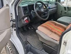 Utilizat 2000 VW T4 Van | 2.500 EUR