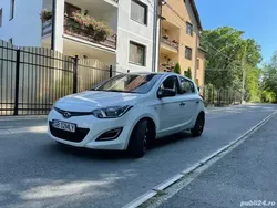 Utilizat 2015 Hyundai i20 Berlinǎ | 1.500 EUR