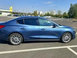 Albastru Utilizat 2020 Ford Focus Berlinǎ | 12.500 EUR (Puțin scump)