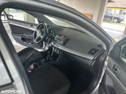 Argint Utilizat 2010 Mitsubishi Lancer Inform Hatchback | 4.200 EUR