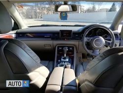 Argintiu Utilizat 2004 Audi A8 Berlinǎ | 1.700 EUR