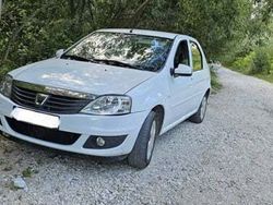 Alb Utilizat 2010 Dacia Logan Berlinǎ | 1.550 EUR (Preț OK)