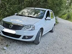 Alb Utilizat 2010 Dacia Logan Berlinǎ | 1.900 EUR (Preț OK)