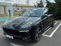 Culoarealbastru Utilizat 2016 Porsche Cayenne S SUV | 25.750 EUR (Preț OK)