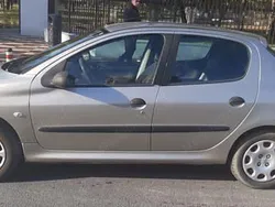 Utilizat 2006 Peugeot 206 Hatchback | 1.700 EUR (Preț OK)