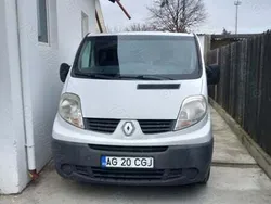 Alb Utilizat 2014 Renault Trafic Van | 6.000 EUR (Preț bun)